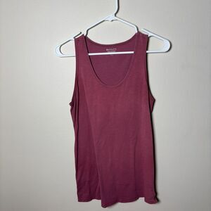 Athleta womens Tanktop Size Small Tall Mauve Pink Purple